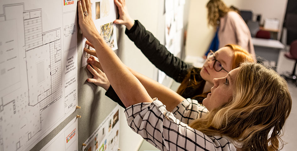 Students working together