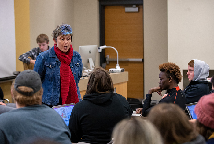 Faculty teaching class