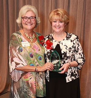 Tonee Pieroni receives award for Outstanding Nursing Alumni. 