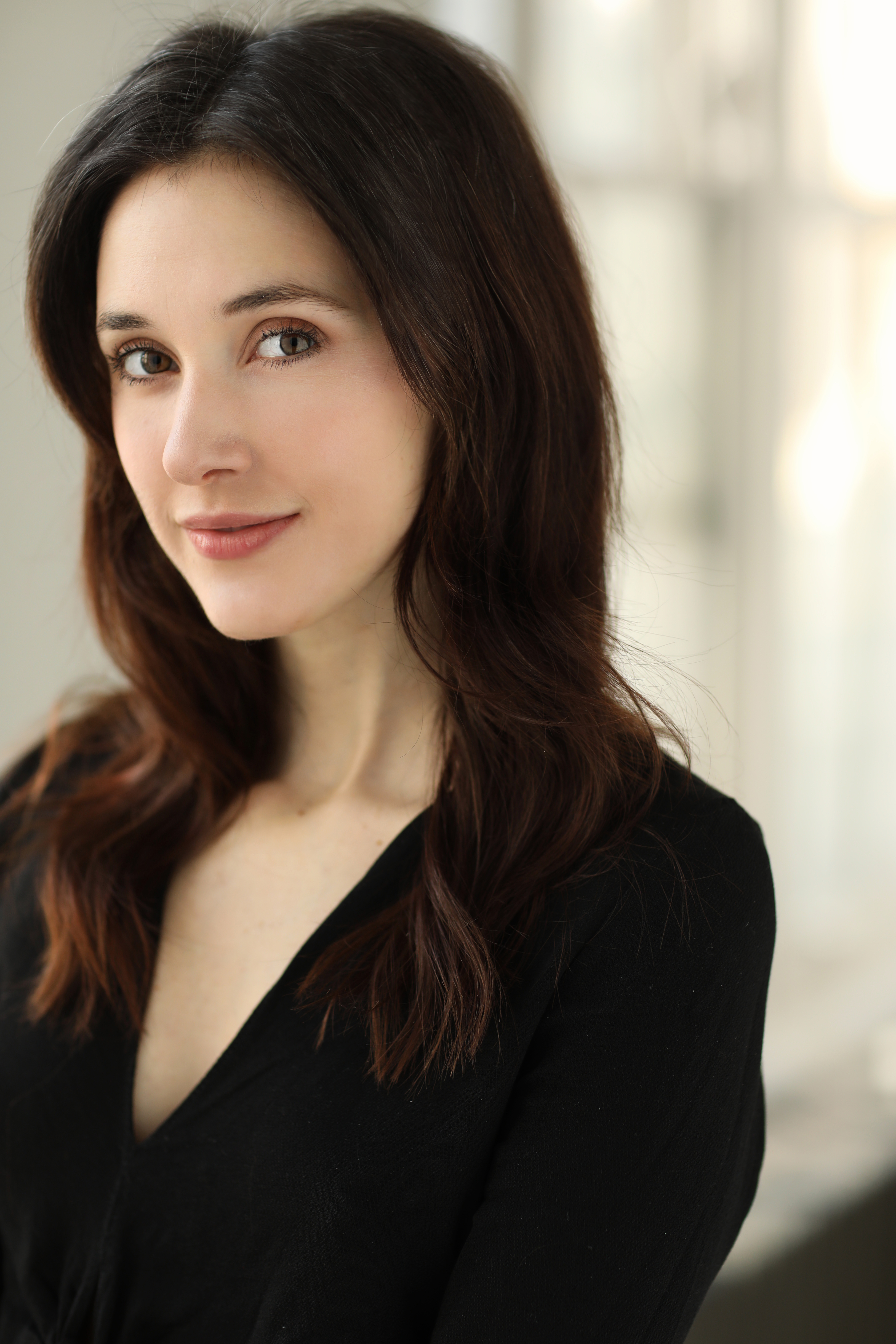 Erin Neufer Headshot
