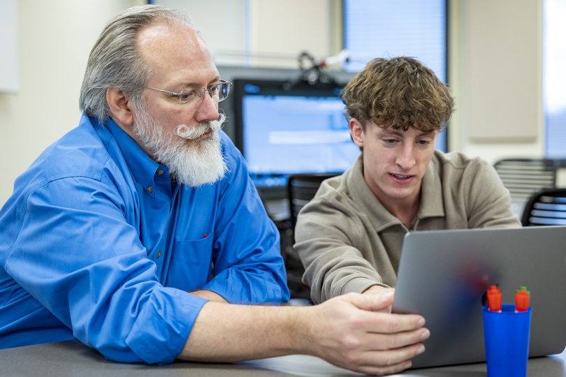 Employee meeting one-on-one