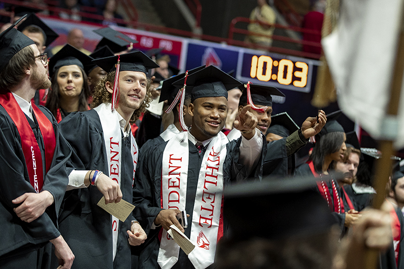 student athletes pose for a photo at Fall Commencement 2018