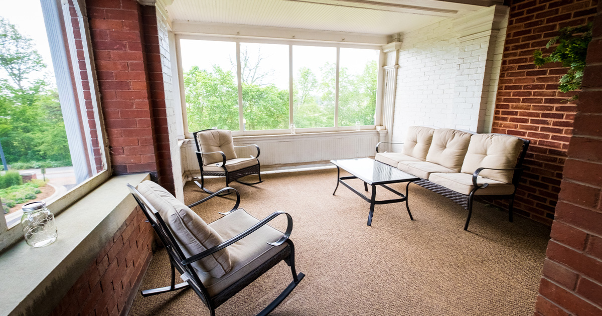 Maplewood Mansion Balcony